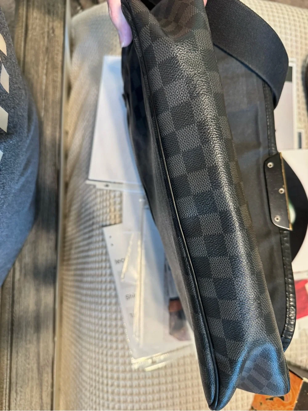 Louis Vuitton classic louis